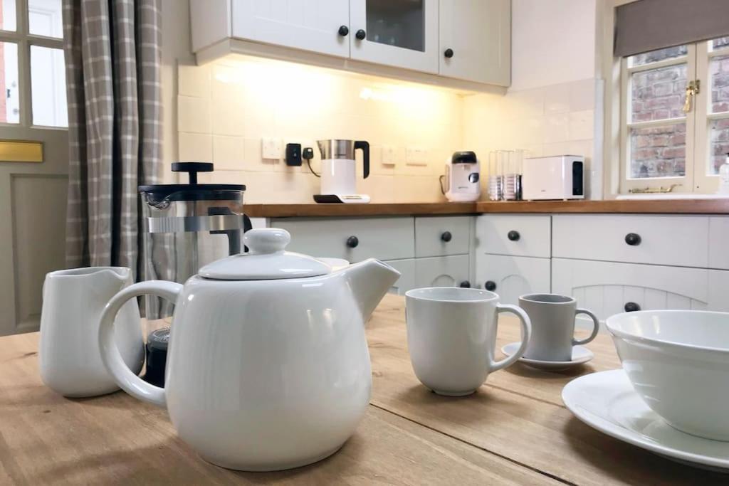 Grade II Townhouse, Ledbury Villa Eksteriør bilde